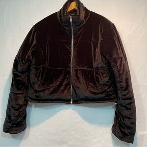 36 point 5 black cropped velour puffer coat Sz large